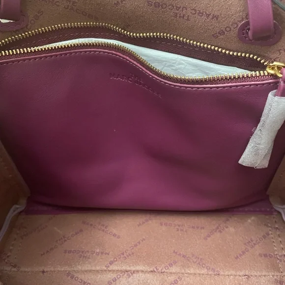 New With Defects MARC JACOBS THE KISS LOCK MINI TOTE Dusty Lilac Multi - Picture 6 of 7